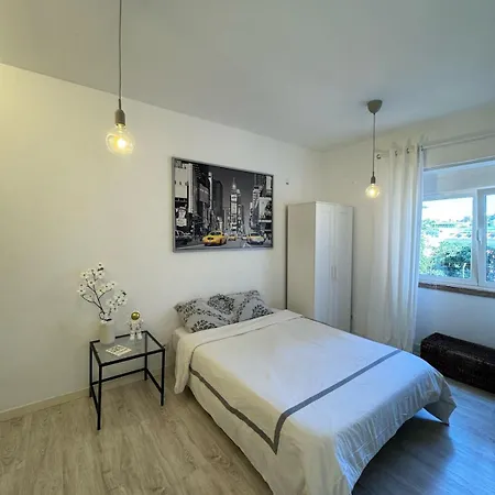 Apartment Charm *
